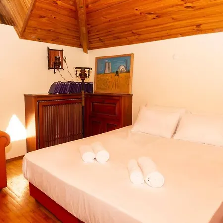 Nostalgic Island House In Buyukada With An Amazing Sea View Apartment Istanbul