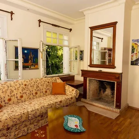 Apartment Nostalgic Island House In Buyukada With An Amazing Sea View Istanbul