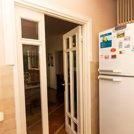 Nostalgic Island House In Buyukada With An Amazing Sea View Apartment Istanbul