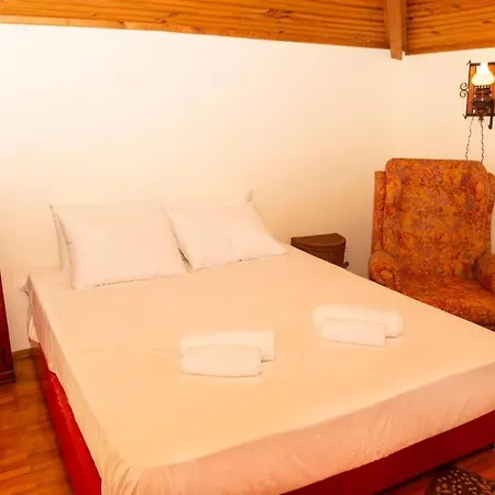 Nostalgic Island House In Buyukada With An Amazing Sea View